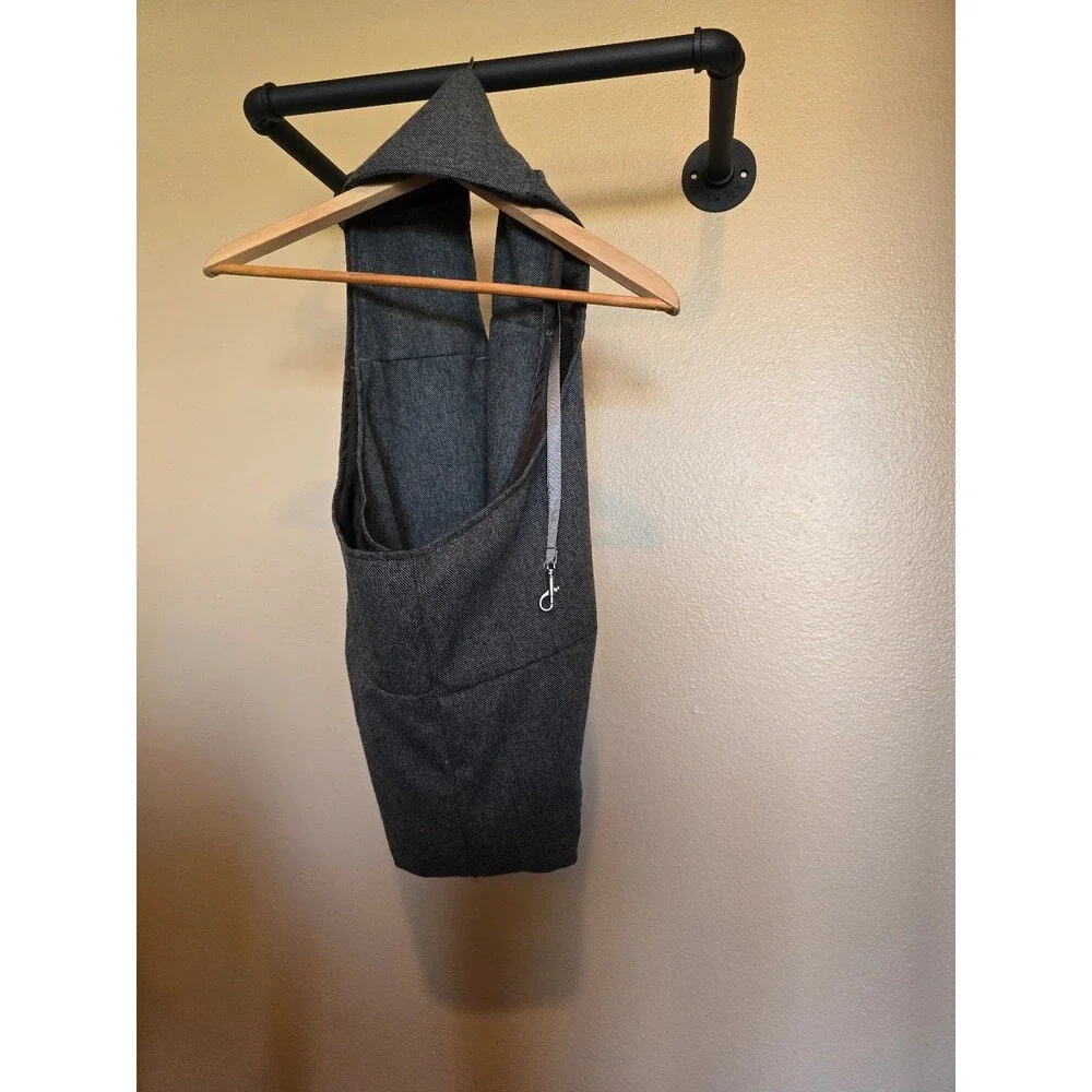 Dog /‎ Cat sling in a dark grey